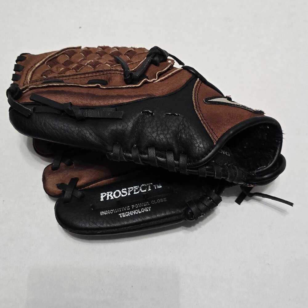 Mizuno Baseball Gloves Prospect RHT Powerclose 10 Inch GPP1000Y2